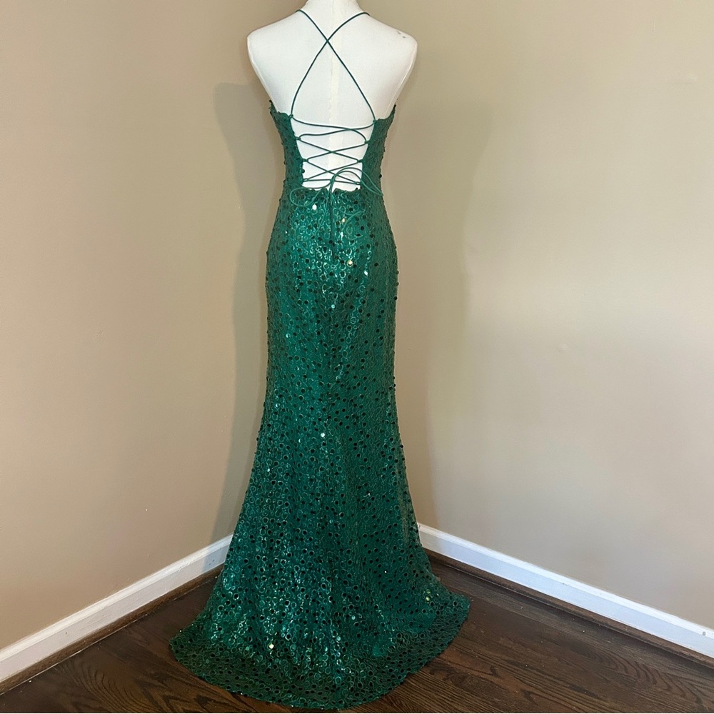 Elegant Green Sequin Gown